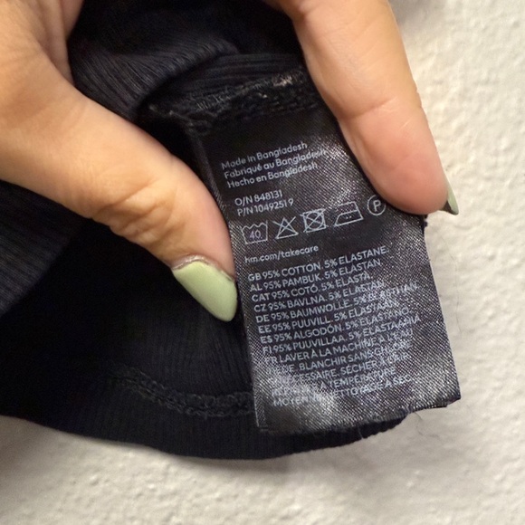 H&M Cropped Ribbed Tank Top - Picture 3 of 9